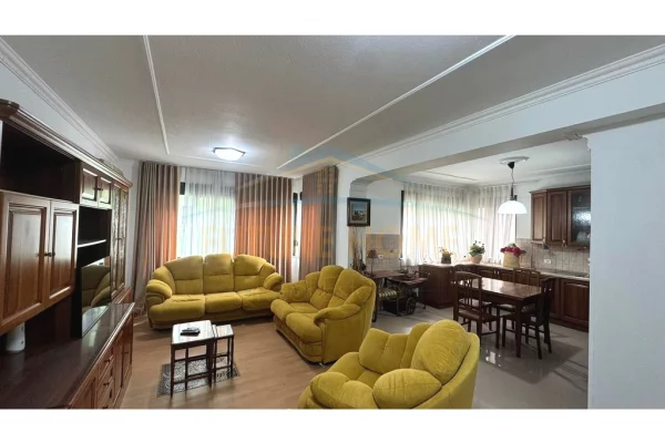 Shtepi me qera Apartament ne Tirane, 2+1, Mobilimi E mobiluar, Pagesa 1,200  Euro.