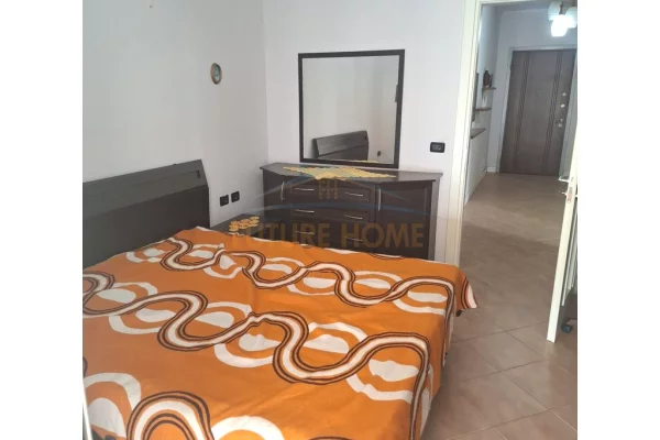 Shtepi me qera Apartament ne Tirane, 2+1, Mobilimi E mobiluar, Pagesa 420  Euro.