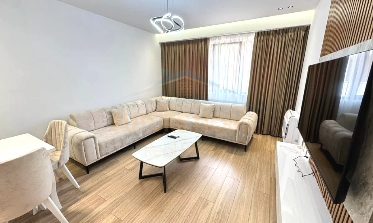 Shtepi me qera Apartament ne Tirane, 1+1, Mobilimi E mobiluar, Pagesa 550  Euro.