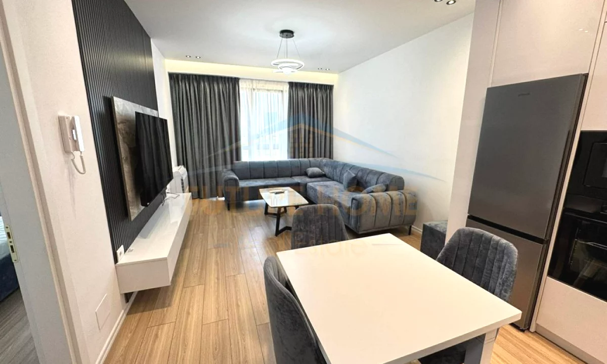 Shtepi me qera Apartament ne Tirane, 1+1, Mobilimi E mobiluar, Pagesa 550  Euro.
