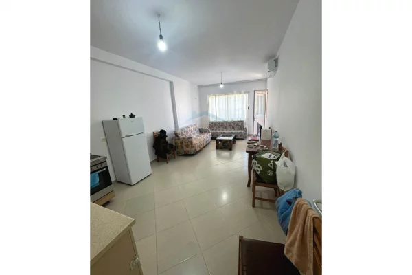 Shtepi me qera 2+1 ne Tirane - 450 Euro