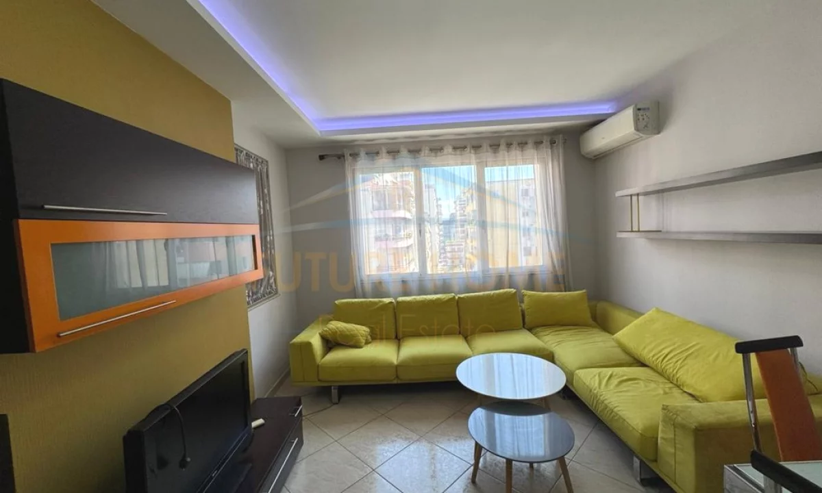 Shtepi me qera Apartament ne Tirane, 2+1, Mobilimi E mobiluar, Pagesa 550  Euro.