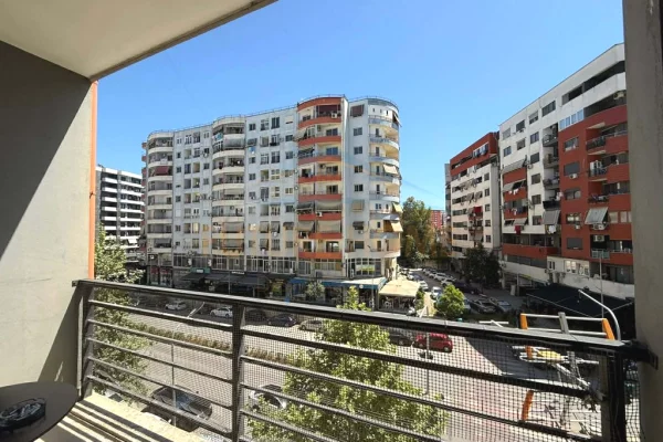 Shtepi me qera Apartament ne Tirane, 2+1, Mobilimi E mobiluar, Pagesa 500  Euro.