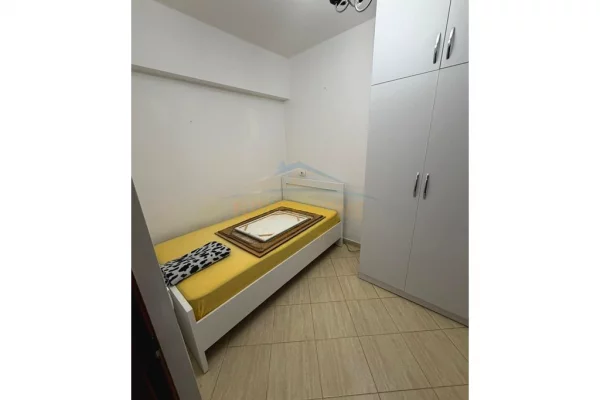 Shtepi me qera Apartament ne Tirane, 2+1, Mobilimi E mobiluar, Pagesa 500  Euro.