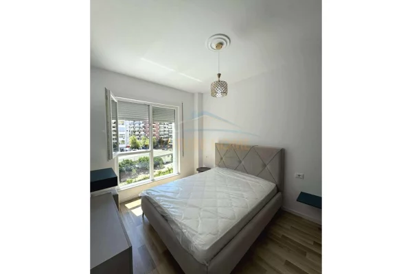 Shtepi me qera Apartament ne Tirane, 1+1, Mobilimi E mobiluar, Pagesa 600  Euro.