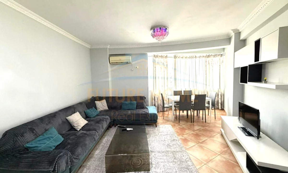 Shtepi me qera Apartament ne Tirane, 2+1, Mobilimi E mobiluar, Pagesa 450  Euro.
