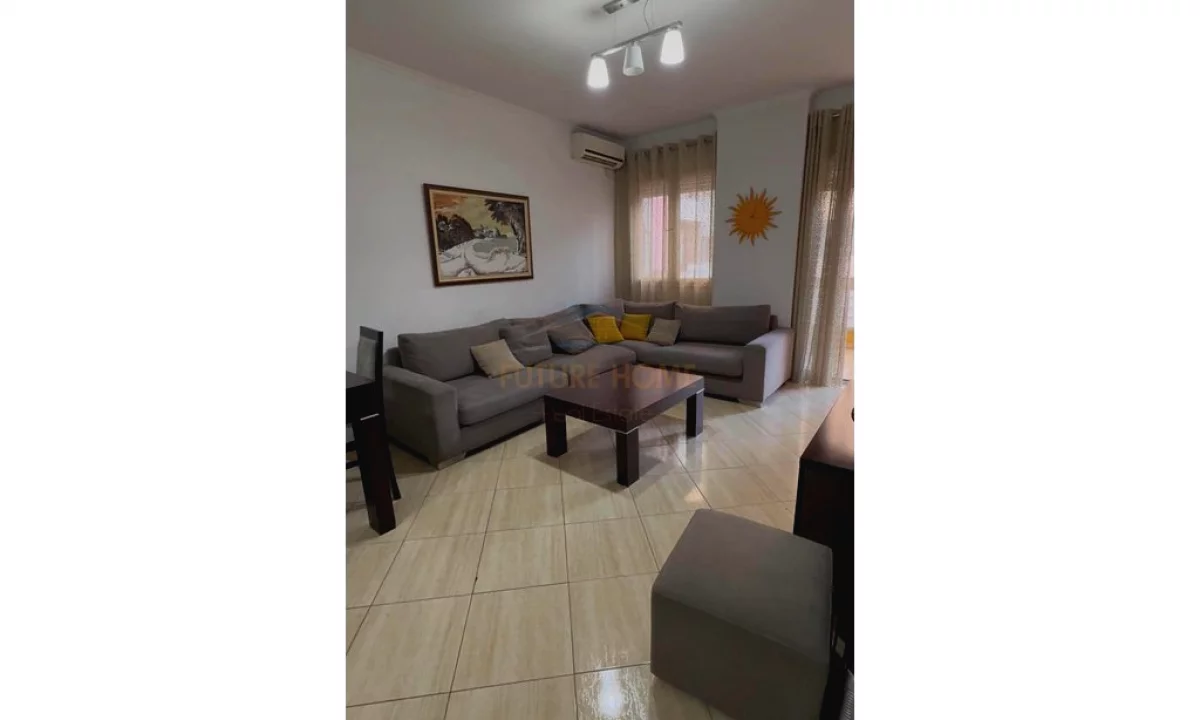 Shtepi me qera Apartament ne Tirane, 1+1, Mobilimi E mobiluar, Pagesa 400  Euro.
