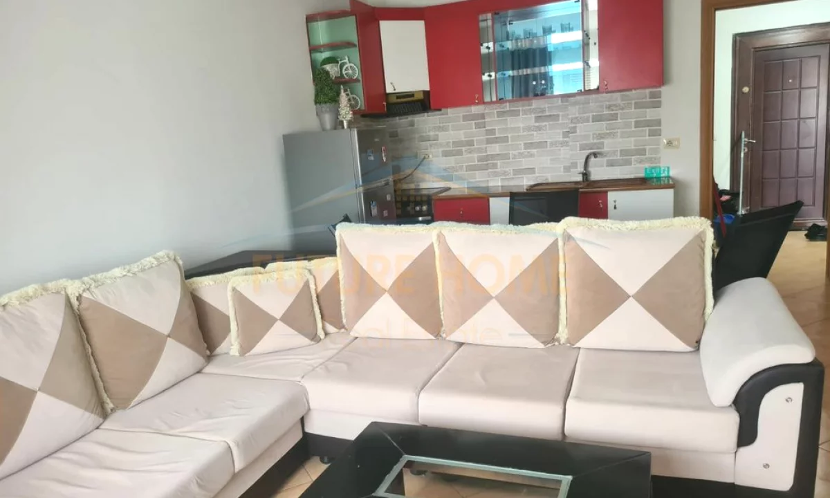 Shtepi me qera Apartament ne Tirane, 1+1, Mobilimi E mobiluar, Pagesa 400  Euro.
