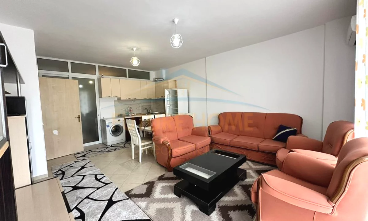 Shtepi me qera Apartament ne Tirane, 2+1, Mobilimi E mobiluar, Pagesa 450  Euro.
