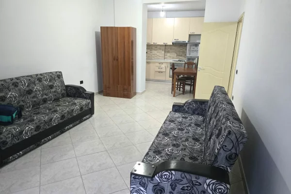Shtepi me qera 1+1 ne Tirane - 360 Euro