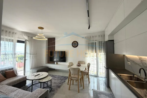 Shtepi me qera 2+1 ne Tirane - 600 Euro
