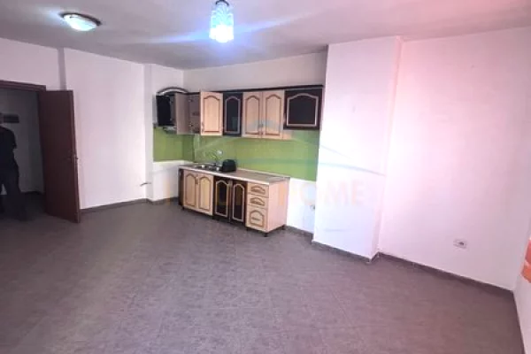 Shtepi ne shitje 2+1 ne Tirane - 149,350 Euro