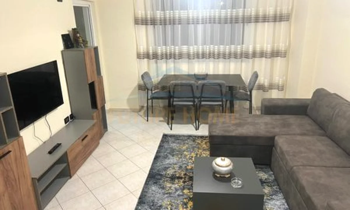 Shtepi ne shitje Apartament ne Tirane, 1+1, Mobilimi E mobiluar, Pagesa 115,000  Euro.