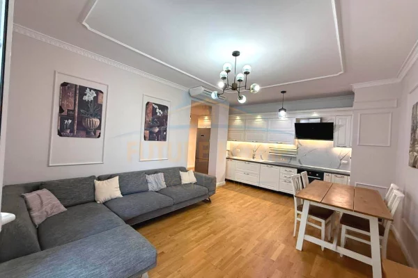 Shtepi ne shitje 3+1 ne Tirane - 340,000 Euro
