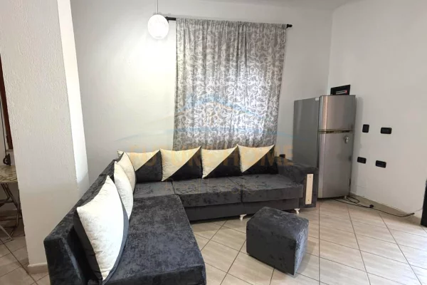 Shtepi me qera 1+1 ne Tirane - 55,000 Leke
