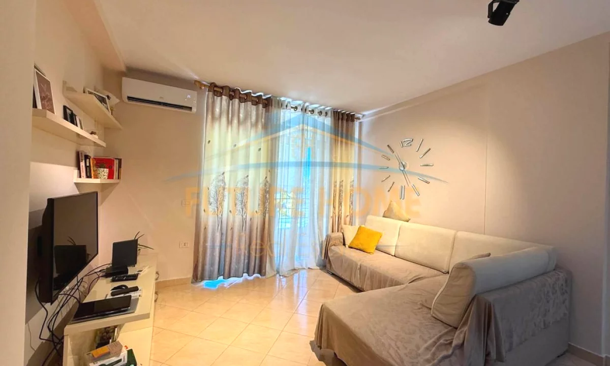 Shtepi me qera Apartament ne Tirane, 1+1, Mobilimi E mobiluar, Pagesa 45,000  Leke.