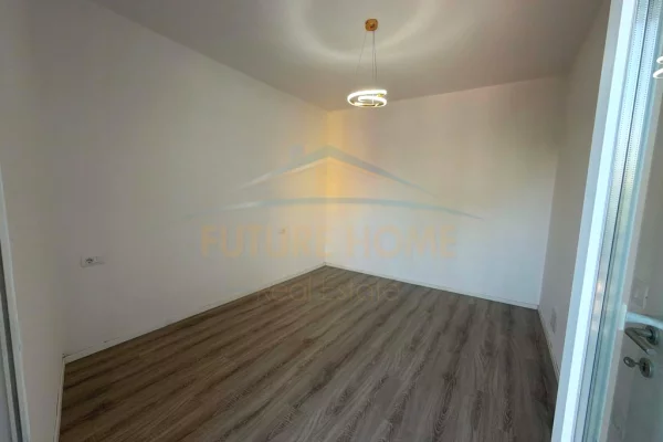 Shtepi me qera Apartament ne Tirane, 1+1, Mobilimi E mobiluar, Pagesa 55,000  Euro.