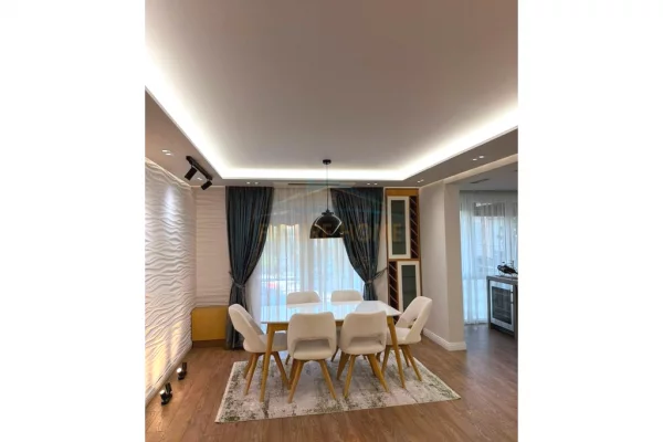 Shtepi ne shitje 2+1 ne Tirane - 25,000,000 Leke