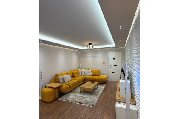 Shtepi ne shitje Apartament ne Tirane, 2+1, Mobilimi E mobiluar, Pagesa 25,000,000  Leke.