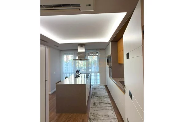 Shtepi ne shitje Apartament ne Tirane, 2+1, Mobilimi E mobiluar, Pagesa 25,000,000  Leke.