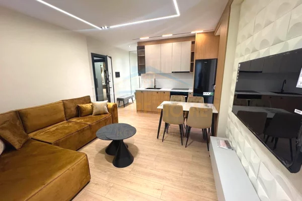 House for Sale 1+1 in Tirana - 11,000,000 Leke