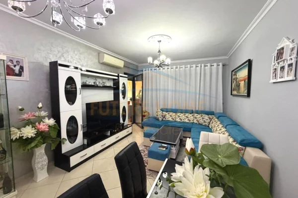 Qera, Apartament 2+1+2, Astir UNA74206