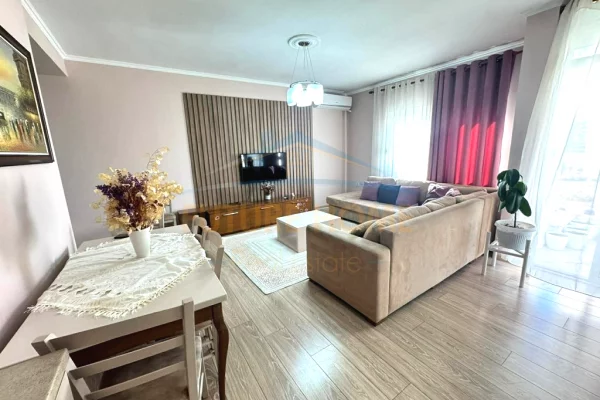 Qera, Apartament 2+1+Post Parkimi , Unaza e re UNA63263