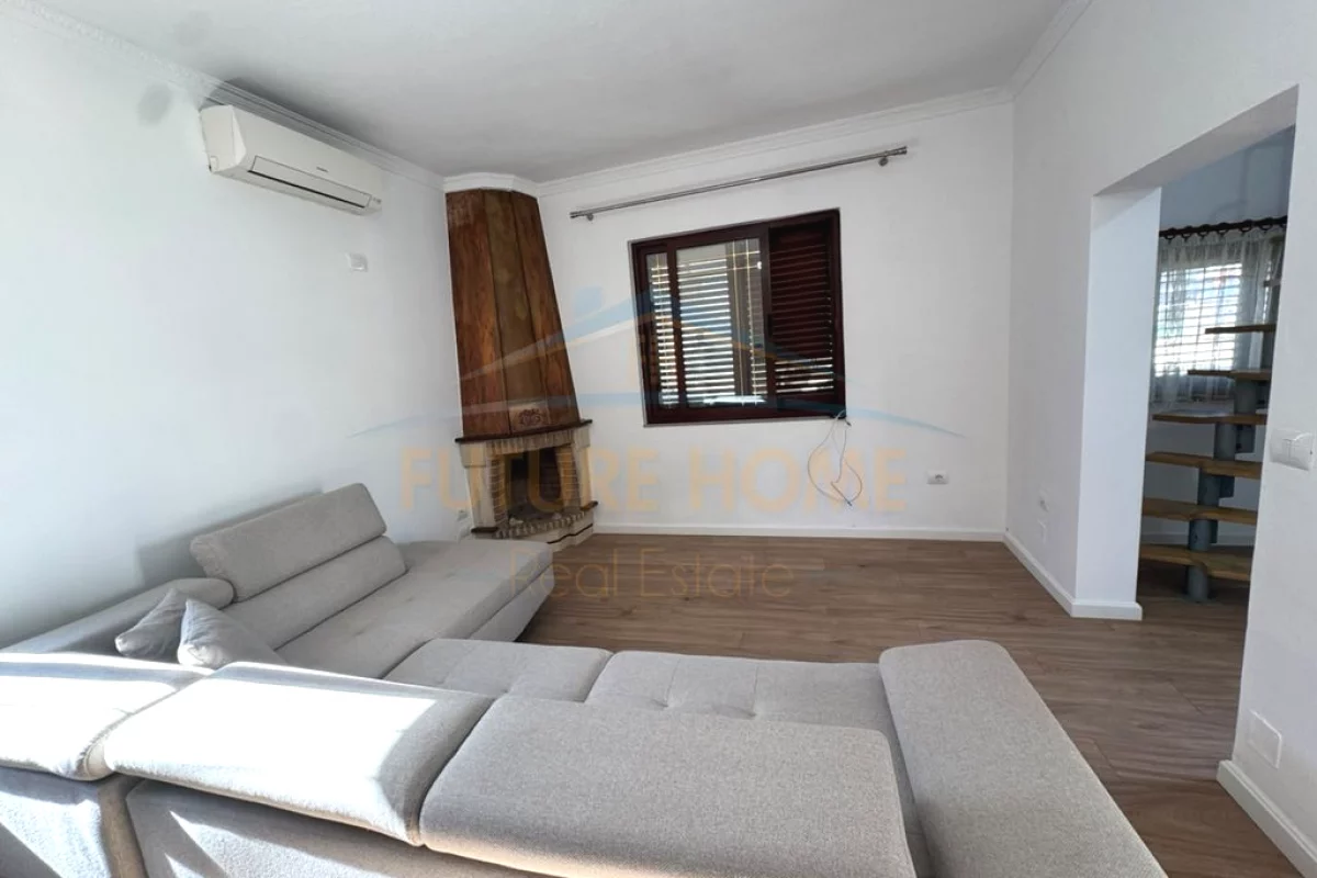 Shtepi ne shitje Apartament ne Tirane, 1+1, Mobilimi E mobiluar, Pagesa 15,000,000  Leke.