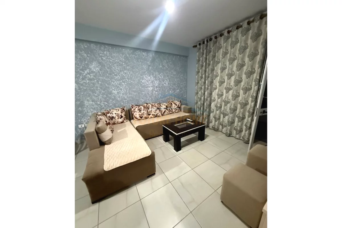 Shtepi ne shitje Apartament ne Tirane, 1+1, Mobilimi E mobiluar, Pagesa 11,500,000  Leke.