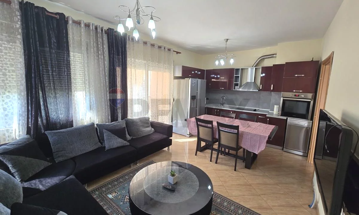 Shtepi me qera Apartament ne Tirane, 1+1, Mobilimi E mobiluar, Pagesa 45,000  Leke.