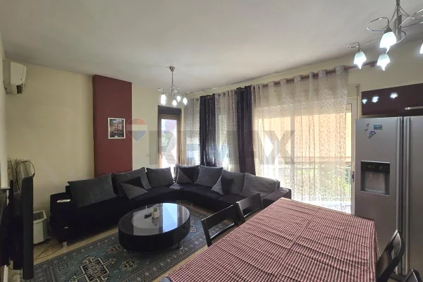 Shtepi me qera Apartament ne Tirane, 1+1, Mobilimi E mobiluar, Pagesa 45,000  Leke.