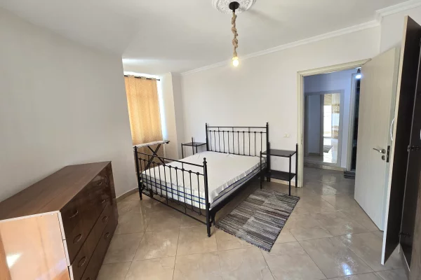 Shtepi me qera Apartament ne Tirane, 2+1, Mobilimi E mobiluar, Pagesa 55,000  Leke.
