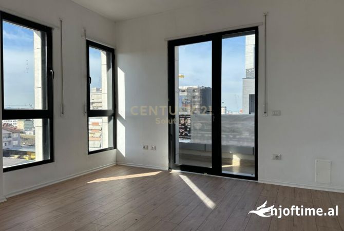 Apartment for sale in Tirana 2+1, Emty