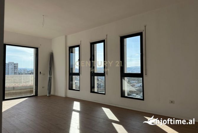 Apartment for sale in Tirana 2+1, Emty