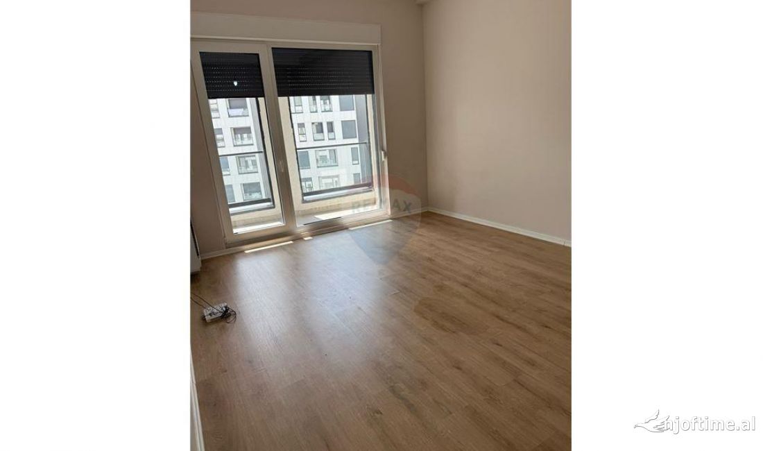 Shtepi ne shitje Apartament ne Tirane, 2+1, Mobilimi Bosh, pa mobiluar, Pagesa 190,000  Euro.