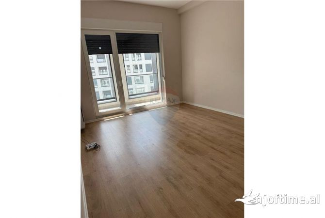 APARTAMENT 2+1 PER SHITJE TEK KOMPLEKSI KONTAKT!