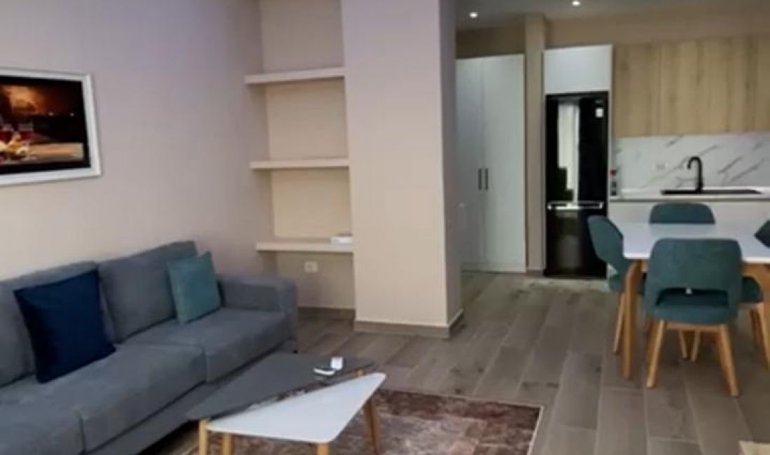 Shtepi me qera Apartament ne Tirane, 1+1, Mobilimi E mobiluar, Pagesa 400  Euro.
