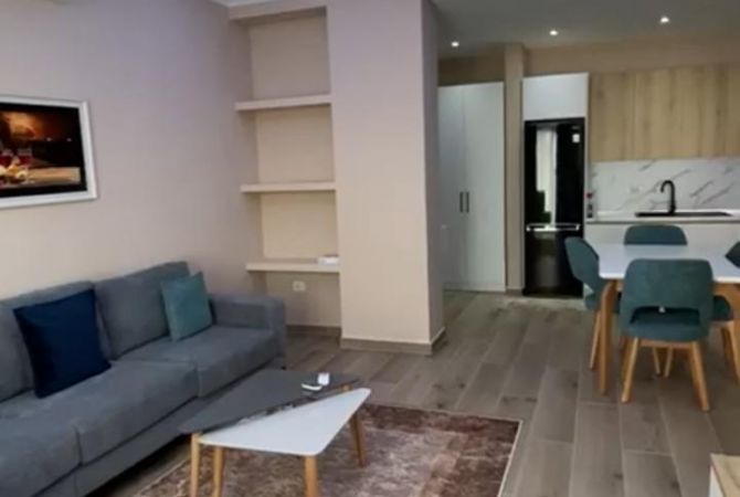 Shtepi me qera 1+1 ne Tirane - 400 Euro