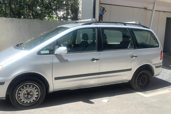 Cars for sale in Tirana - 1,500 Euro