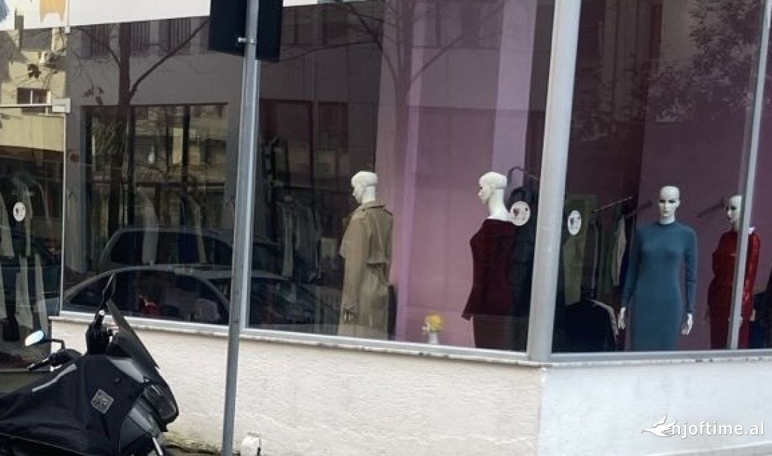 Shitet ambjent biznesi 65m2 Astir 