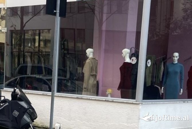 Shitet ambjent biznesi 65m2 Astir 