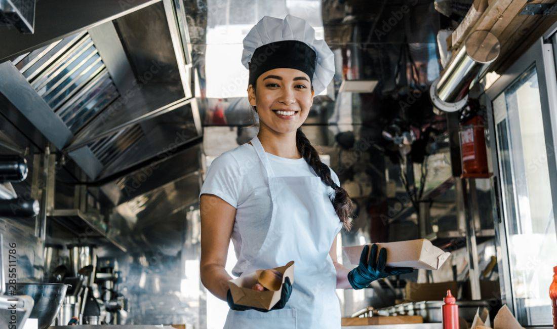 Job Offers in Tirana, Profession Banakier/e  dhe Kamarier/e , Beginner/Little experience, Payment By Agreement.