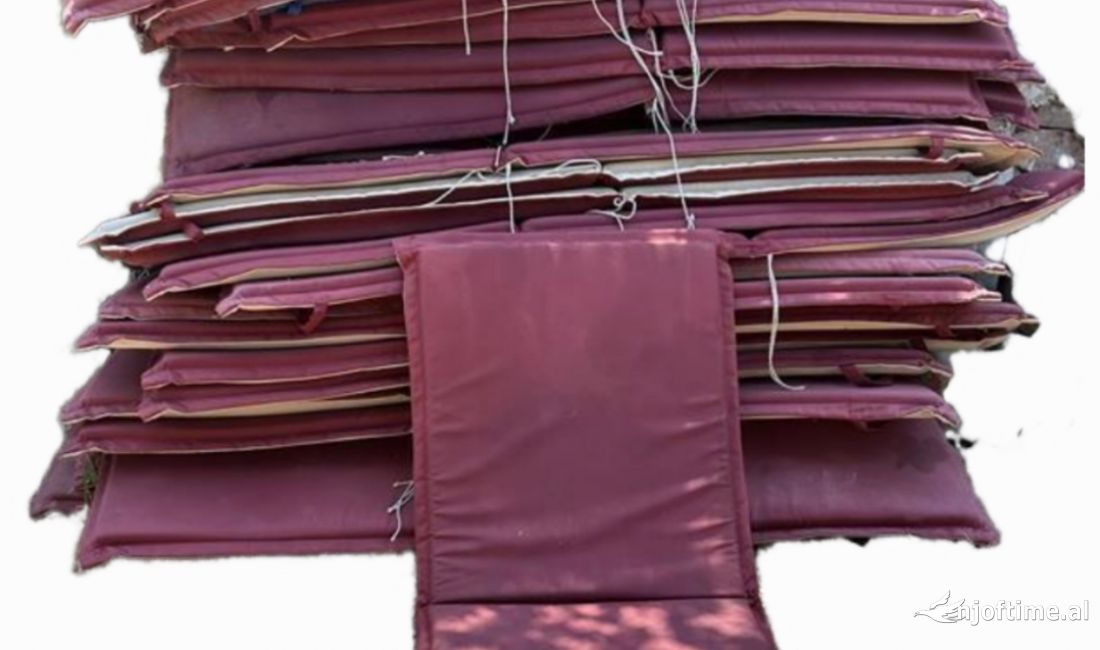 Shezllona plazhi (dyshek tek)