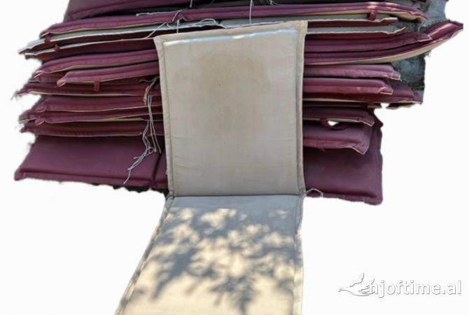 Shezllona plazhi (dyshek tek)