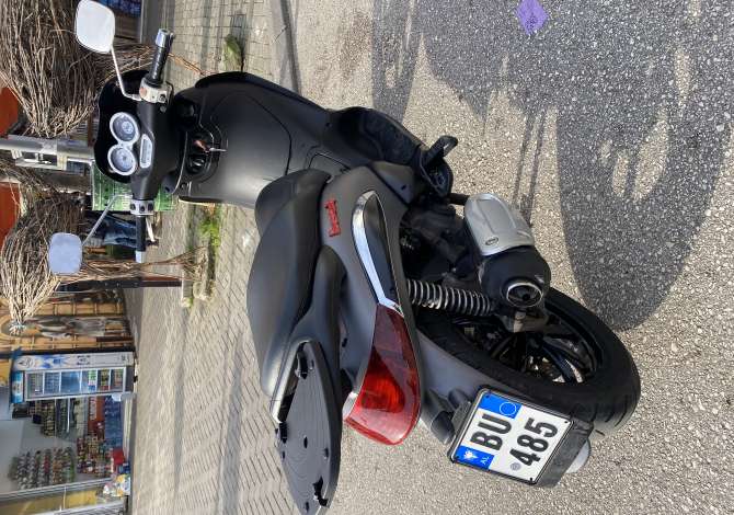 Moto e Scooter in vendita a Tirana - 130,000 Euro