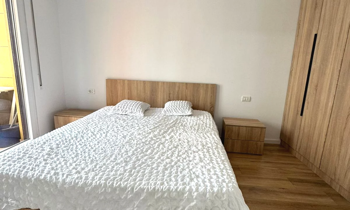 Apartment for rent in Tirana 1+1, Furnished