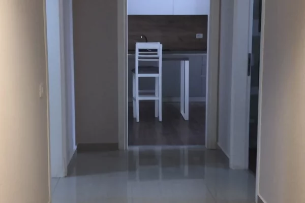 Jepet me qira apartament 2+2 , Gjimnazi Partizani