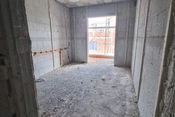 Apartment for sale in Tirana 2+1, Emty