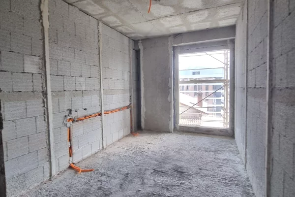 Apartment for sale in Tirana 2+1, Emty