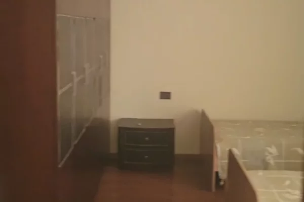 Shtepi me qera Apartament ne Tirane, 2+1, Mobilimi E mobiluar, Pagesa 70,000  Leke.